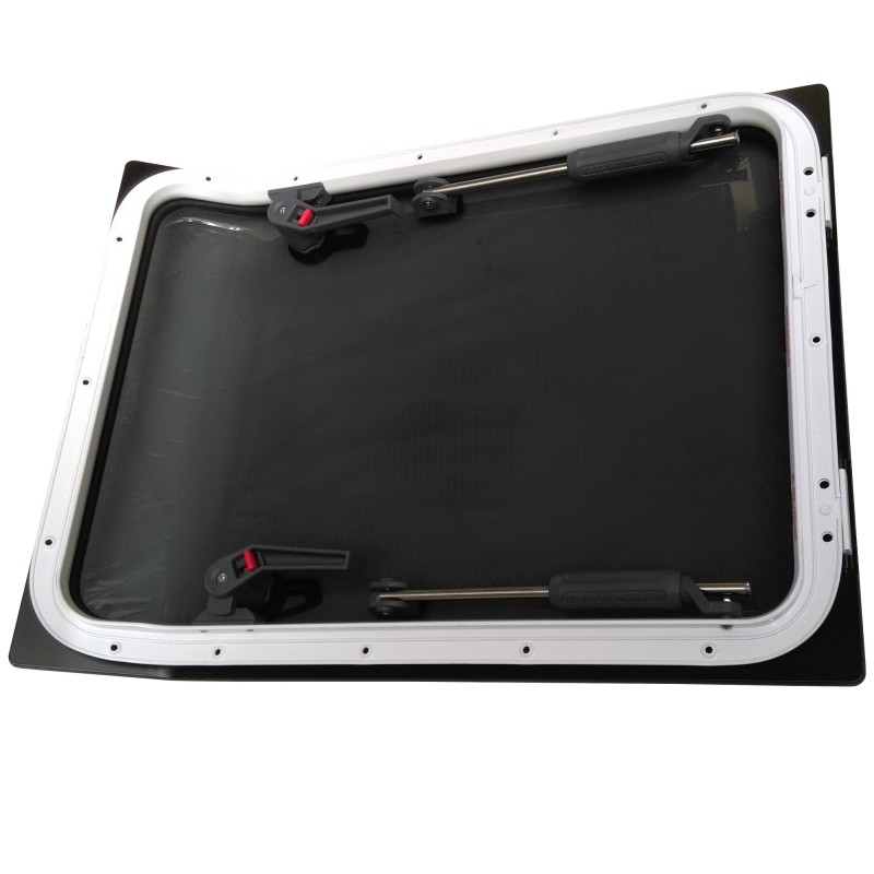 Lewmar FLUSH BJT / DY Einbauluke – Graues Acrylglas, einseitig gebogen