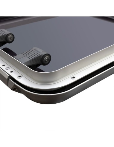 Lewmar OCEAN 70 694x694mm FLANGE Bootsluke hatch